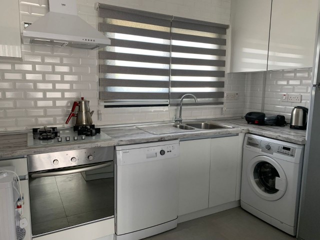 🌿 ALSANCAK OTELLER BÖLGESİNDE GENİŞ BAHÇELİ 2+1 DAİRE – HAVUZLU SİTEDE, YÜKSEK KİRA GETİRİSİYLE! 💎
