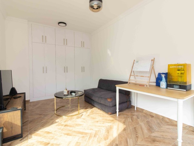 Ozanköy'de 3 Yatak Odalı Havuzlu Modern Villa - Fotoğraf 1