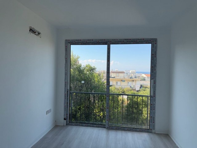 Alsancak Köyiçin de Satılık Sıfır Daıre - Fotoğraf 1