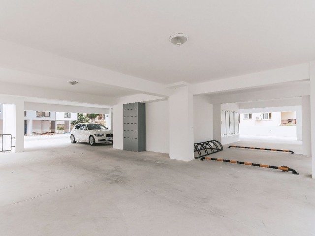 Girne Merkez'de Satılık 2+1 Eşyasız Daire - Fotoğraf 1