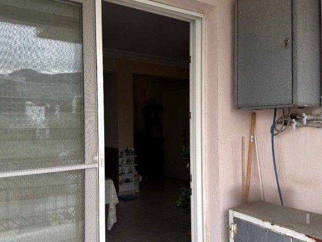 3+1 Fırsat Satılık Daire Girne Merkezde - Fotoğraf 3