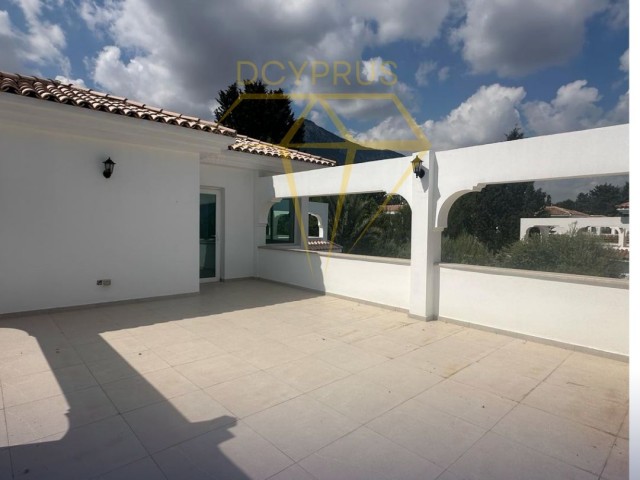 🏡 GİRNE OZANKÖY'DE ﻿TÜRK KOÇANLI SATILIK 4+1  VİLLA