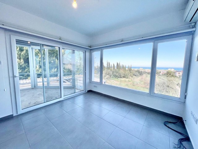 Girne ozanköyde satılık havuzlu villa
