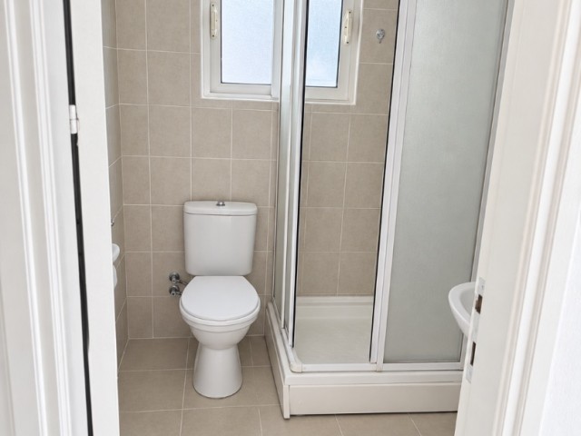 Girne'de Şehir Manzaralı Satılık 1+1 Penthouse!
