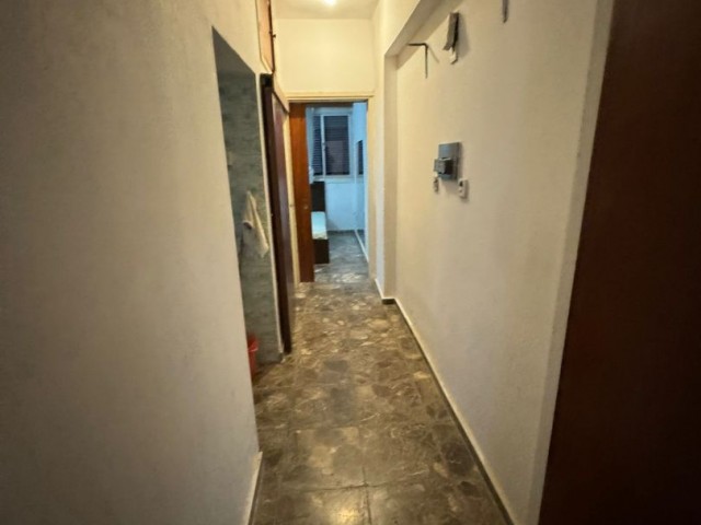 Köşklüçiftlik'te 5+1 Satılık Daire - Fotoğraf 1