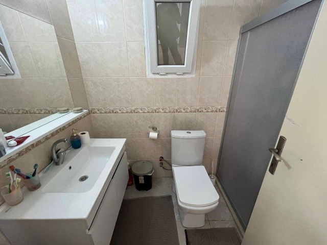 Girne Alsancak'ta Satılık Eşyalı 2+1 Daire