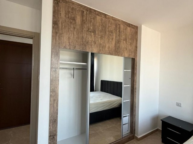 Girne Merkez'de Eşyalı Satılık Daire
