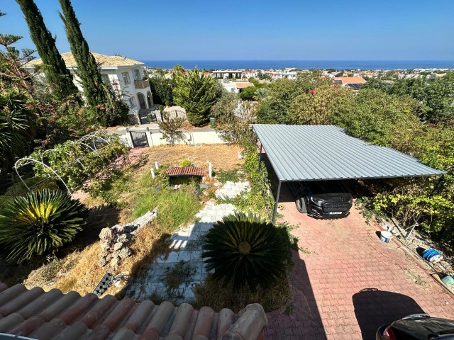 Girne Alsancak'da; Özel Havuzlu, Muhteşem Manzaralı, Teraslı, Satılık 3+1 Bungalow! - Fotoğraf 2