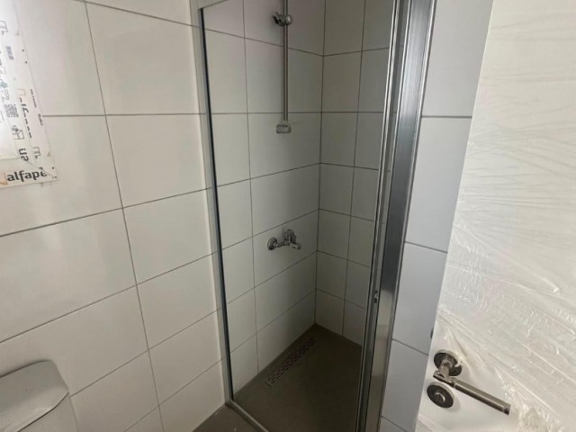 Lefkoşa Gönyelide Türk Malı 2+1 Asansörlü Yeni Lüx Apt Dairesi . - Fotoğraf 3