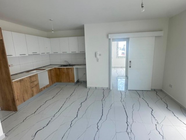 Lefkoşa Gönyelide Türk Malı 2+1 Asansörlü Yeni Lüx Apt Dairesi . - Fotoğraf 4