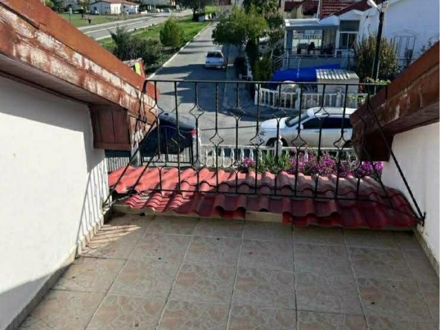 Satılık İskele Boğaz Müstakil4+1 Villa Tadilat İster Uygun Fıyat - Fotoğraf 2