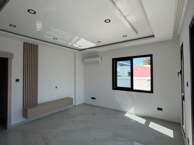 GÖNYELİ BÖLGESİ SATILIK 2+1 KLİMALARI TAKILMIŞ  DAİRE