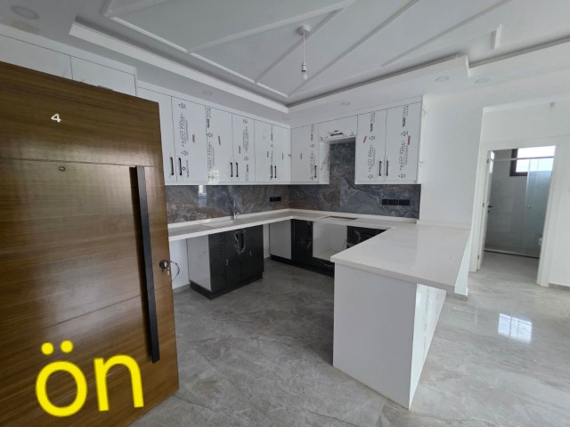 Gazimağusa/yenibogazıcı koyunde satılık 2+1 lüks daireler 2 katlı bina 8 daire önler 110.000 pound arka taraflar 130.000 pound ARKA TARAFLAR 130.000 £ tahsis koçan Odeme plani ise, - Fotoğraf 1