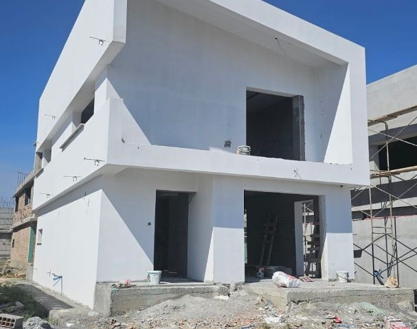 ✅️Topraktan satis teslim 4 sene sonra elden odeme imkani Magusa Tuzla havuzlu site icinde 3+1 dublex villalar sinirli sayida topraktan satis projeye baslandi. %30 önden odeme 4 sene boyunca elden odeme kolayligi fiyat ve detayli bilgi icin arayiniz. 172 m2 kapali alan 290 m2 toplam alan Odeme plani - Fotoğraf 1