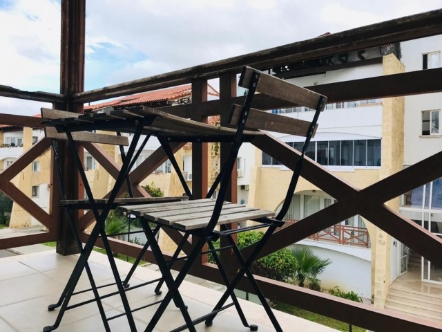Girne Merkez Patara Sitesi'nde Satılık 1+1 Daire