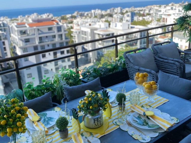 🍋Girne'nin Merkezinde 8. Katta Deniz ve Şehir Manzaralı Satılık Lüks Residence Daire 3+1 180m2 - Fotoğraf 3