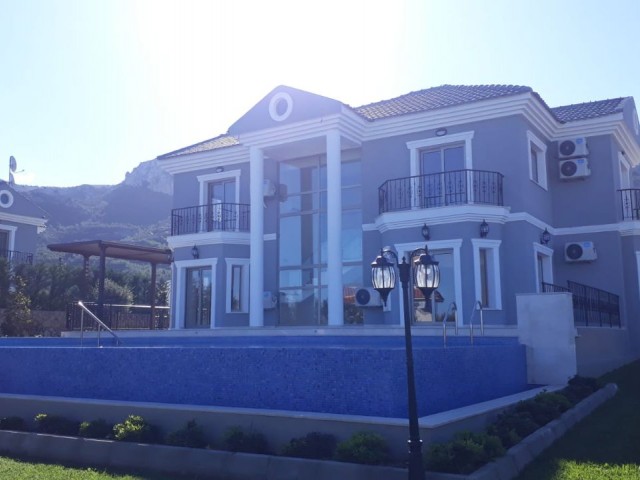 Bellapais'de 1 Dönüm Bahçe İçerisinde Villa - Şimdi £765,000 - (narçın - 0533 820 2055) - Fotoğraf 1