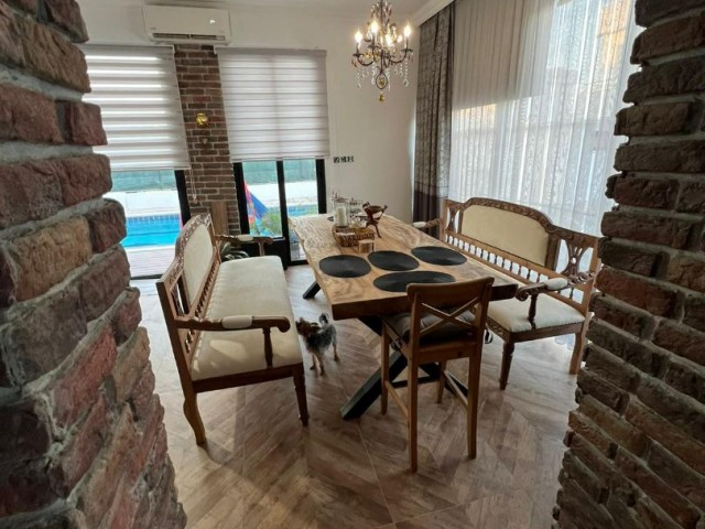 Üç Yatak Odalı Havuzlu Villa - Fotoğraf 2