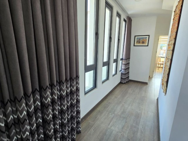 GİRNE MERKEZ'DE SATILIK 3+1 PENTHOUSE DAİRE - 0533 820 2055