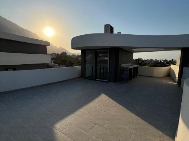 Three Bedroom Vılla For Sale İn Lapta - Fotoğraf 3