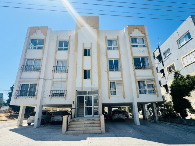 Girne Merkez'de Satılık 3+1 daire - Fotoğraf 3