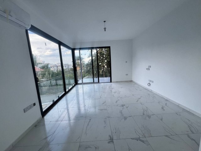 Satılık: Alsancak, Girne'de 2+1 Daire 🏡 - Fotoğraf 1