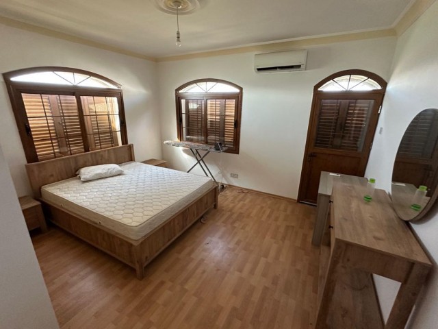 Satilik 3+1 müstakil Türk malı Villa - Fotoğraf 2