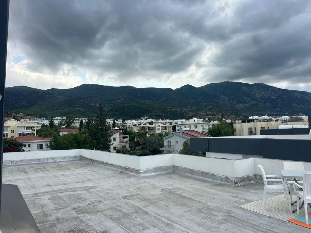 Alsancak Bölgesinde Satılık 2+1 Daire - Eşyasız - Fotoğraf 3