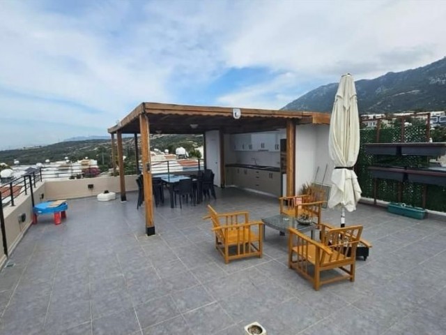 Çatalköy Bölgesinde Satılık 2+1 Penthouse - Havuzlu Site - Fotoğraf 1