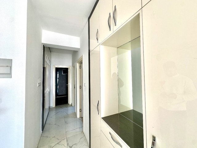 Küçük Kaymaklı Penthouse 2+1 Satılık – Hemen Teslim - Fotoğraf 1