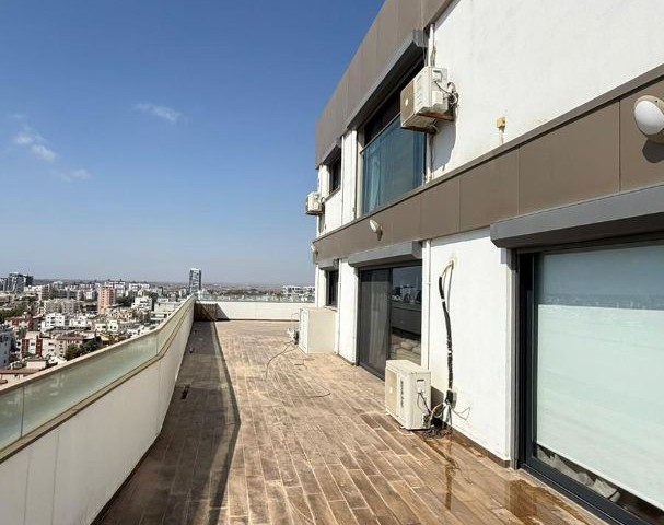 Viapark Rezidans'ta Eşsiz Deniz Manzaralı 5+1 Dubleks Penthouse - Fotoğraf 1