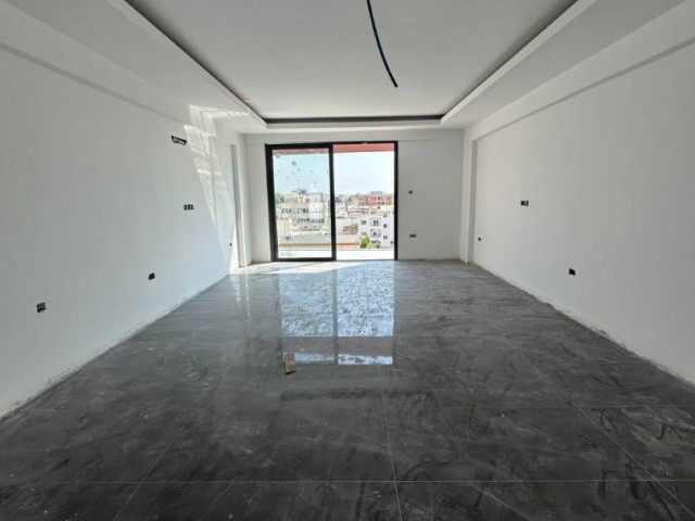 Mağusa Merkezde 3+1 Daireler - Fotoğraf 1