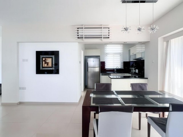 ESENTEPE BAHÇELİ LAVANTA VILLAS'DA DENİZE SIFIR ÖZEL HAVUZLU 3+1 LÜKS VİLLA SATILIK