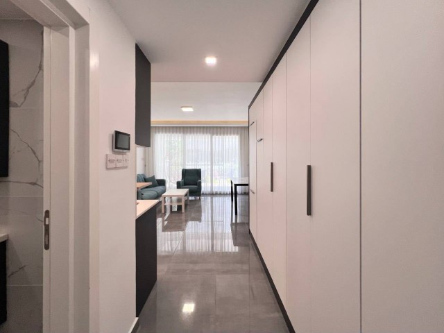 İskele Long Beach Courtyard | Full Eşyalı Teraslı Stüdyo | KDV ve Trafo Ödenmiş - Fotoğraf 1