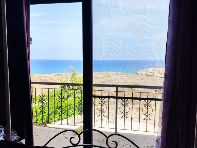 Girne Karşıyaka Villa 3+2 Özel Yapım Denize Sıfır Türk Koçanlı - Fotoğraf 3