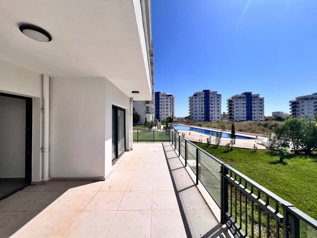 İskele Long Beach – Caesar Resort 4 Dıdus’ta Havuz Manzaralı 1+0 Satılık - Fotoğraf 4