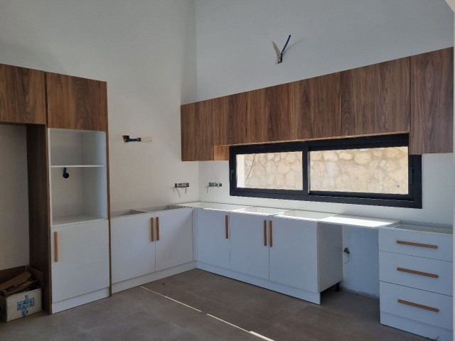 Infınıty Havuzlu Deniz Manzaralı Yeni Bitmiş Lüks 3+1 Müstakil Villa - Fotoğraf 2