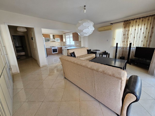 Satılık 2+1 Türk Koçanlı Penthouse Girne Merkez - Fotoğraf 1
