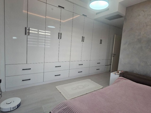 Satılık 3+1 Ultralux Penthouse Zeytinlik Girne - Fotoğraf 1
