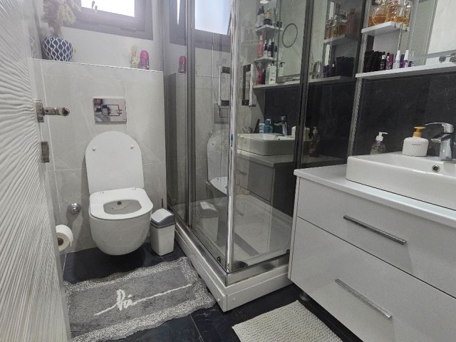 Satılık 3+1 Ultralux Penthouse Zeytinlik Girne - Fotoğraf 2