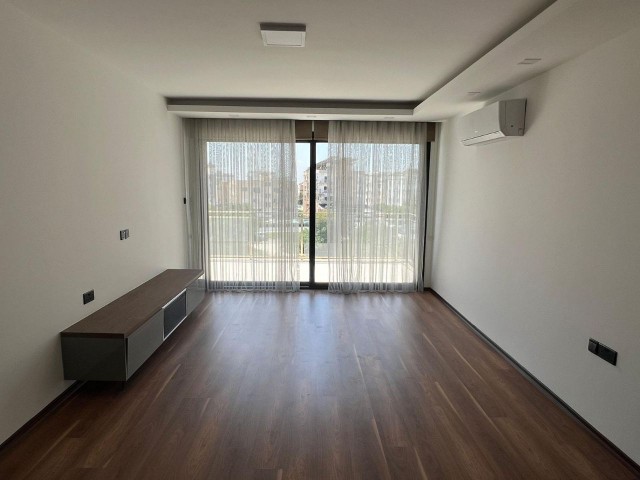🏡 Kuzey Kıbrıs Gazimağusa Sakarya'da Satılık 2+1 Rezidans - Fotoğraf 3