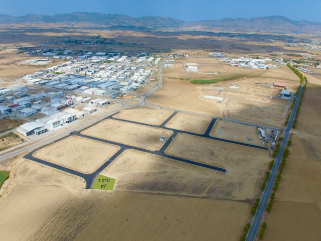 Lefkoşa Alayköy'de Ticari İzinli Fırsat Arsa - Fotoğraf 2