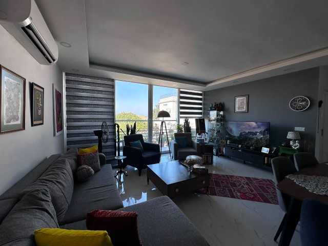 Girne Doğanköy’de Havuzlu Sitede Satılık 2+1 Daire (Tam Eşyalı)
