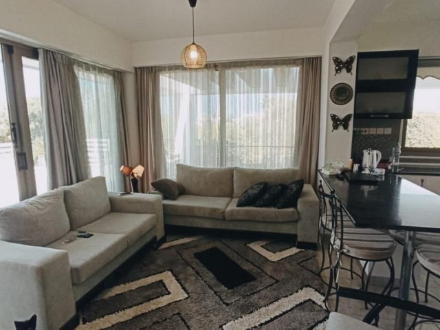 Girne Çatalköy'de 4+1 Geniş Bahçeli Kiralık Villa - Fotoğraf 4