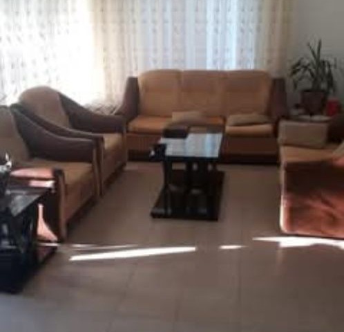 DİKMENDE LAVİNYUM SİTESİNDE 3+1 ZEMİNKAT SATILIK DAİRE