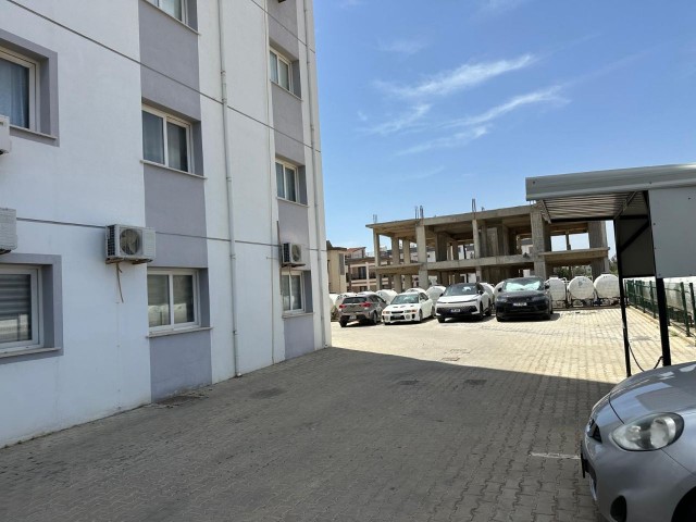 Gazi Mağusa Yeniboğaziçinde Satılık Daire - Fotoğraf 4
