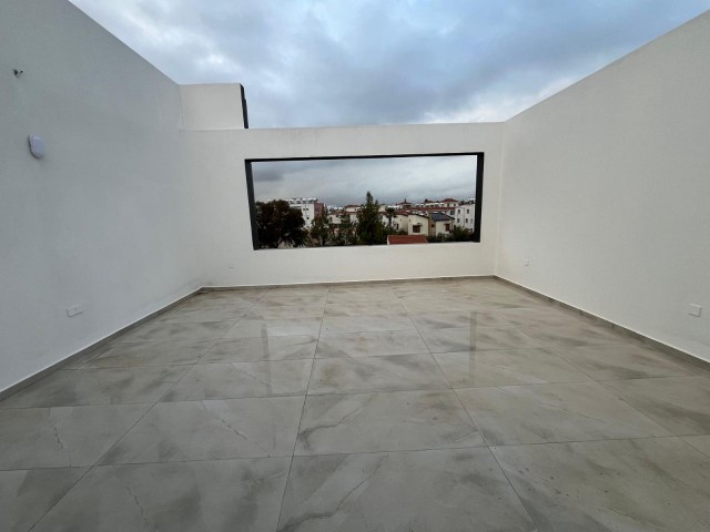 Gönyelide Türk Malı Yeni Sıfır Satılık 2+1 Penthouse Daire - Fotoğraf 2