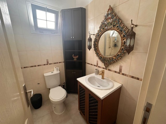 YENİŞEHİRDE EŞYALI  SATILIK DAİRE