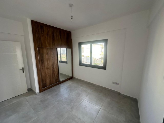 Küçük Kaymaklı'da Türk Malı Yeni Sıfır Daire - Fotoğraf 1