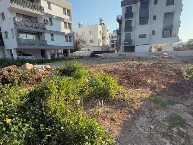 Lefkoşa Gönyeli de Türk Koçan Apartmanlık Satılık Arsa - Fotoğraf 2